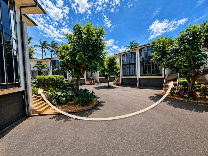 Walk To Beach | 2 Properties Next To Each Other - Maui, HI