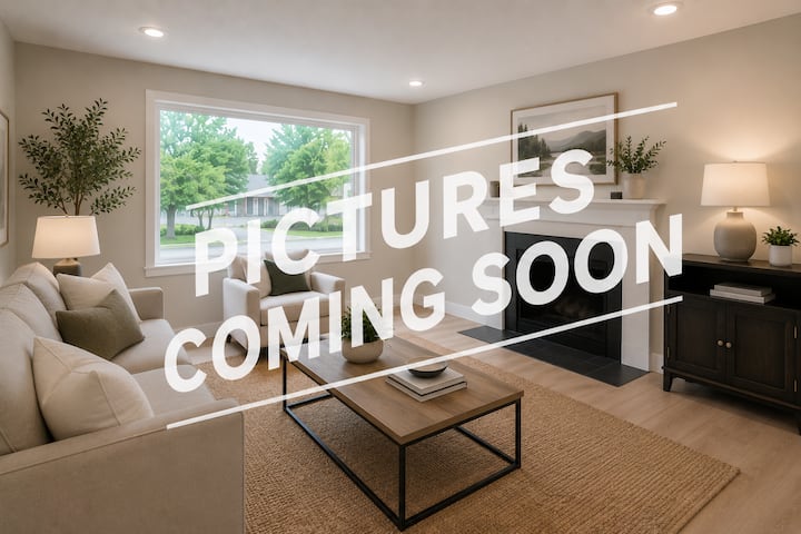 Newly Renovated 4bedroom Home W/ Huge Yard - Tsawwassen