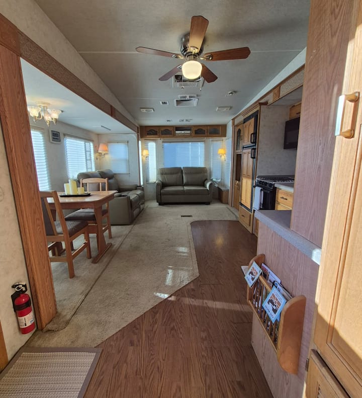 Cozy Glamping Camper - Silver City, NM