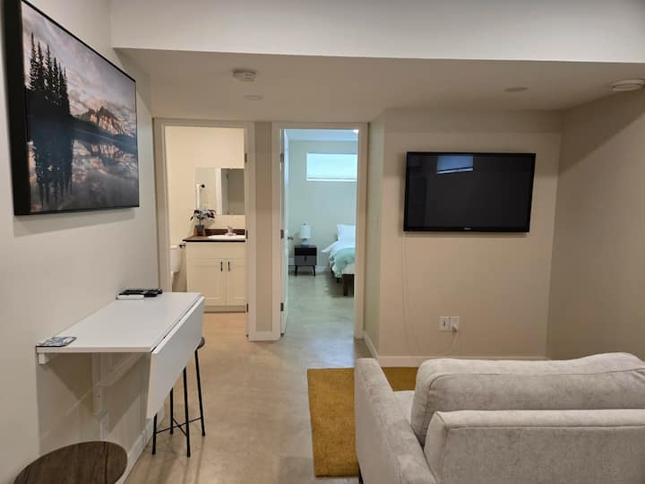 Bright And Cozy Basement Suite - Saskatoon
