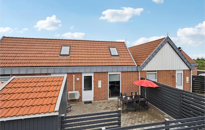 Awesome Home In Hvide Sande With Sauna - Hvide Sande