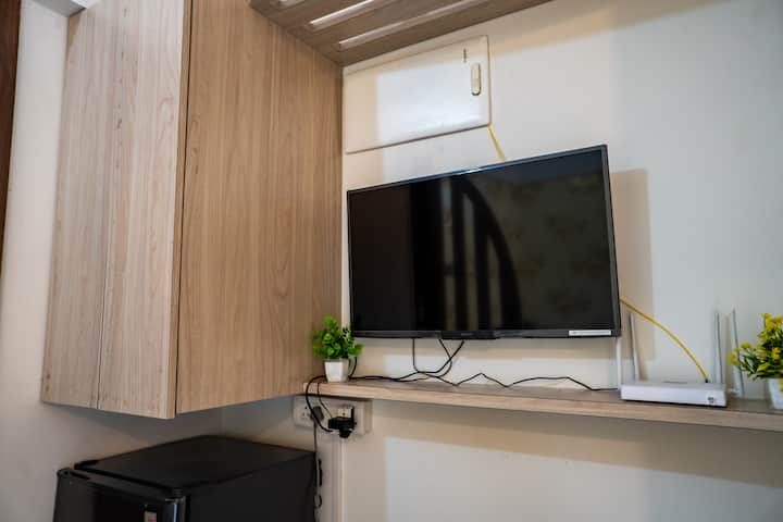 Anika Homes Nature-themed Studio In Pune | - Pune