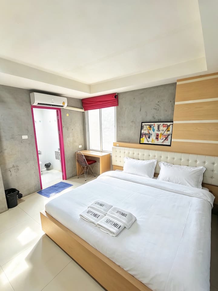 I-patong Center Cozy Room/ Wz Window/bangla Rd - Patong Beach