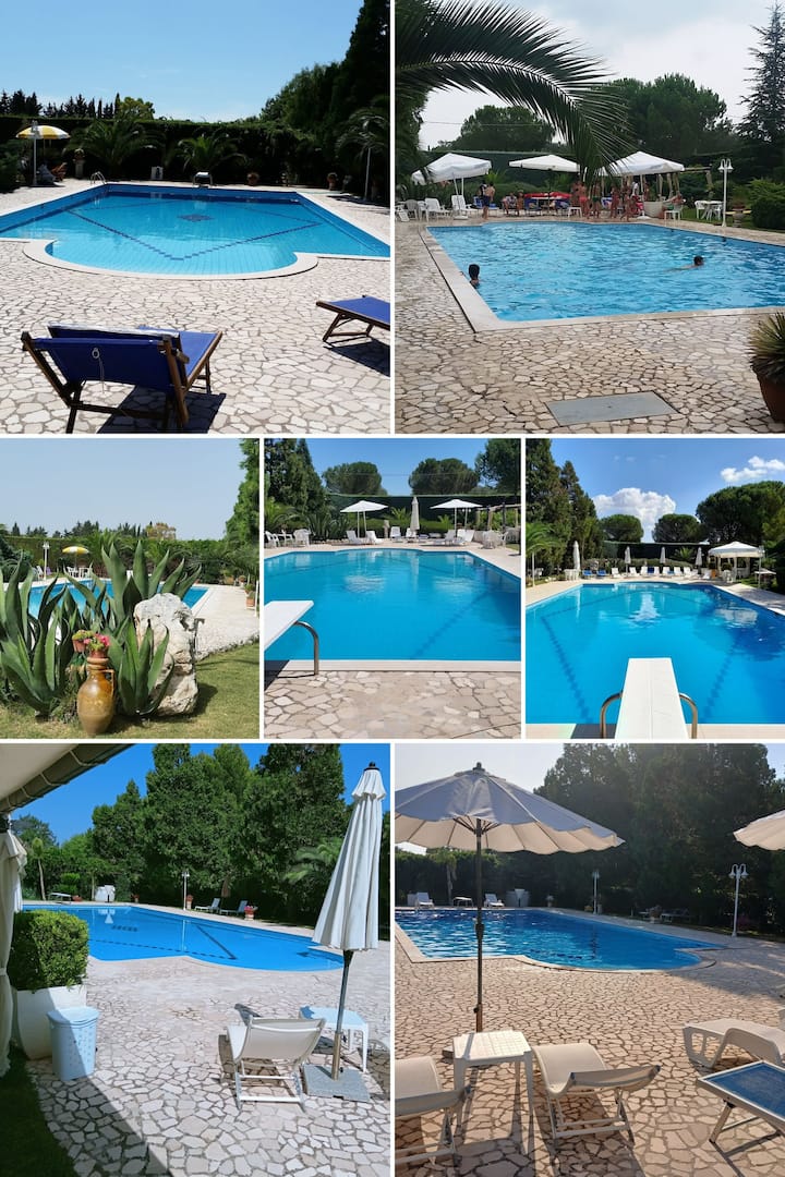 Villa Con Piscina Immersa Nel Verde - Apulien