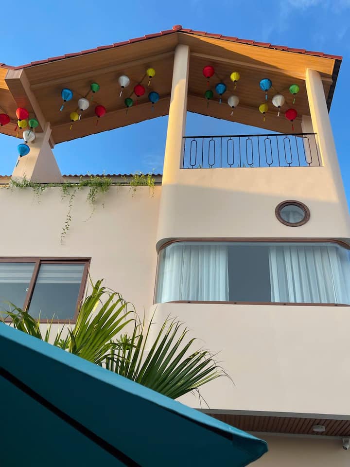 An Bang Windy Beach 4br Villa, Pool, Free Pu - 會安市