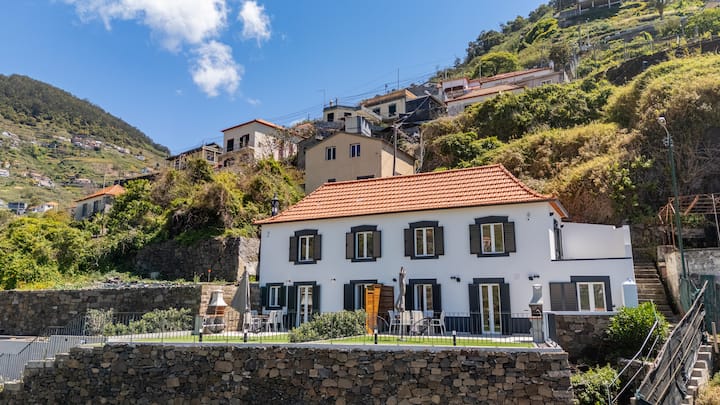 Maison Des Souvenirs A By Your Key Madeira - Ribeira Brava