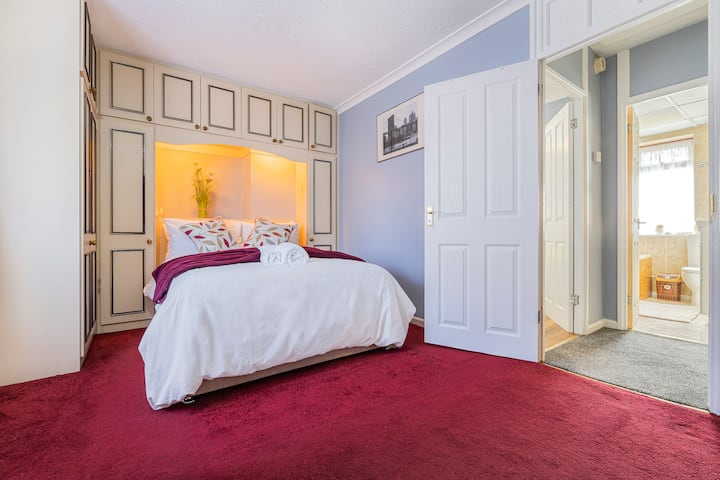 Prime 2-br Home For Longer Contractor Stays - Romford