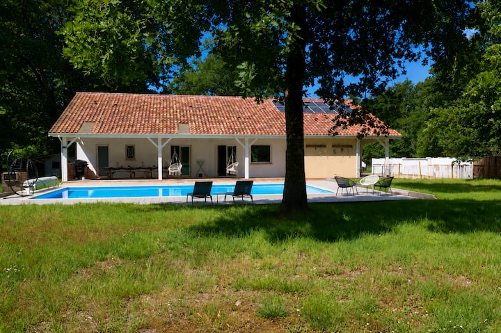 Villa Dogfriendly, Piscine, Forêt - Hostens