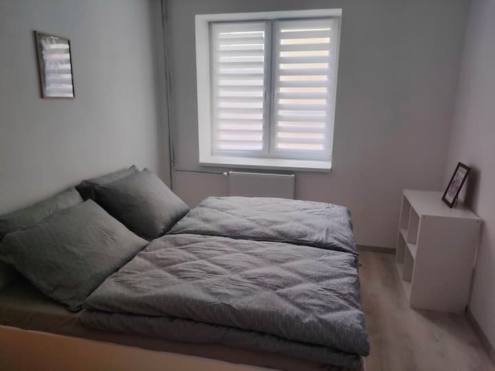 Moderný 3 Izbový Apartmán Centrum - Nové Zámky