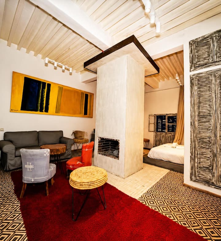 Triplex De Charme Au Cœur De La Médina Dessaouira - 에사우이라