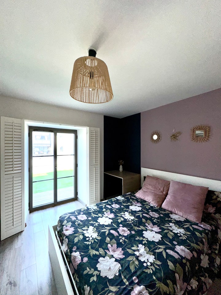 Le Cocon Des Officiers - Appartement Avec Jardin - Dinan