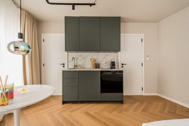Chic Studio Antwerp Center – Hotel Comfort - Antwerp