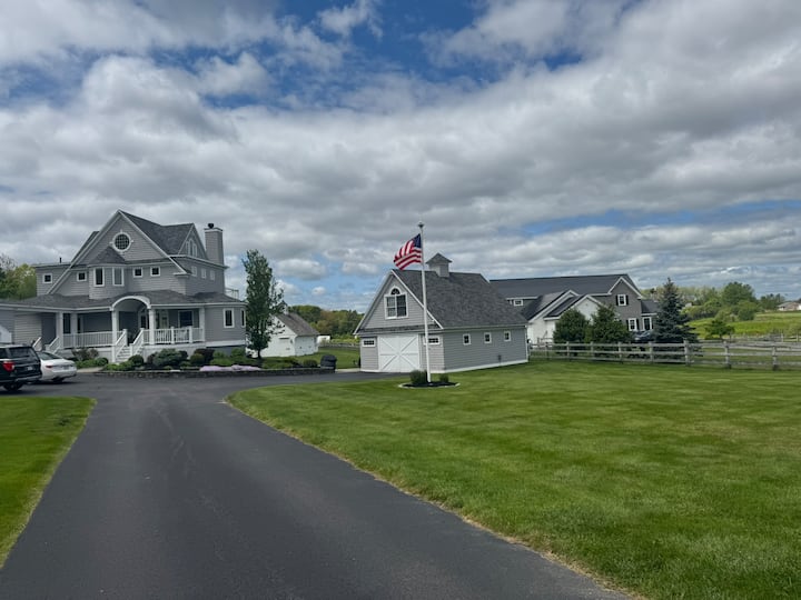 Seaside Cottage Retreat W/ Sunset Views - Scarborough, ME
