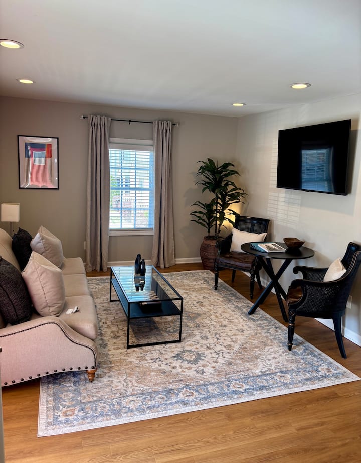 1926 Bungalow In Downtown Raleigh - Raleigh, NC