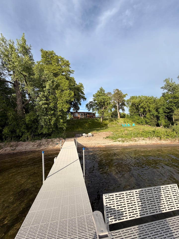 Island Life In Grey Eagle - Melrose, MN