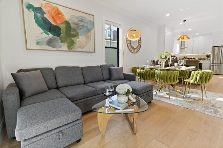 Boston Charm 2br2bth / 8 Minutes To Boston - Revere, MA