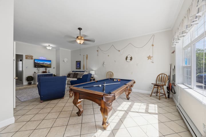 Lakeside Legend-hot Tub/pool/water Views/billiards - Marblehead, OH