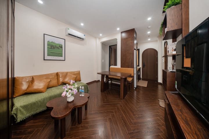 Magnificent Apartment - Airy - Spacious - Westlake - Hanoi