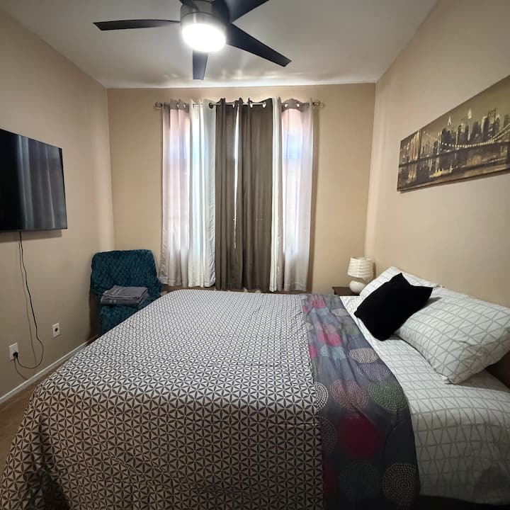 Quiet Private Rm-sitio De Relajación - North Las Vegas, NV