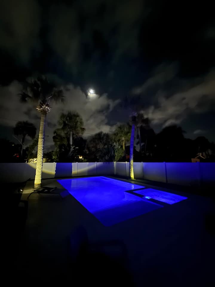 Casa Del Mar Nsb - New Smyrna Beach, FL