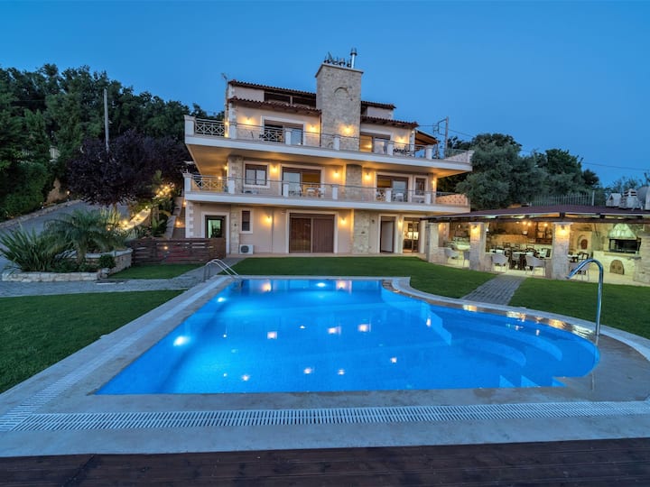 Villa Zeus Mit Privatem Pool Und Jacuzzi - Plakias