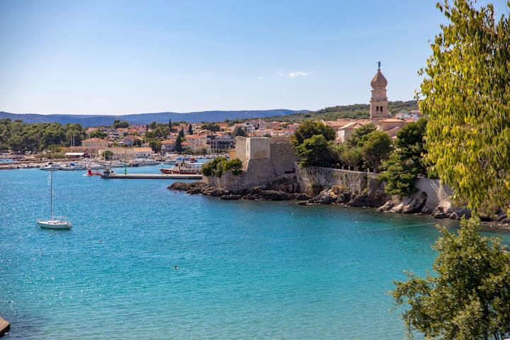 "Apartment Krk City A2" On Krk - Crovillas - Vrbnik