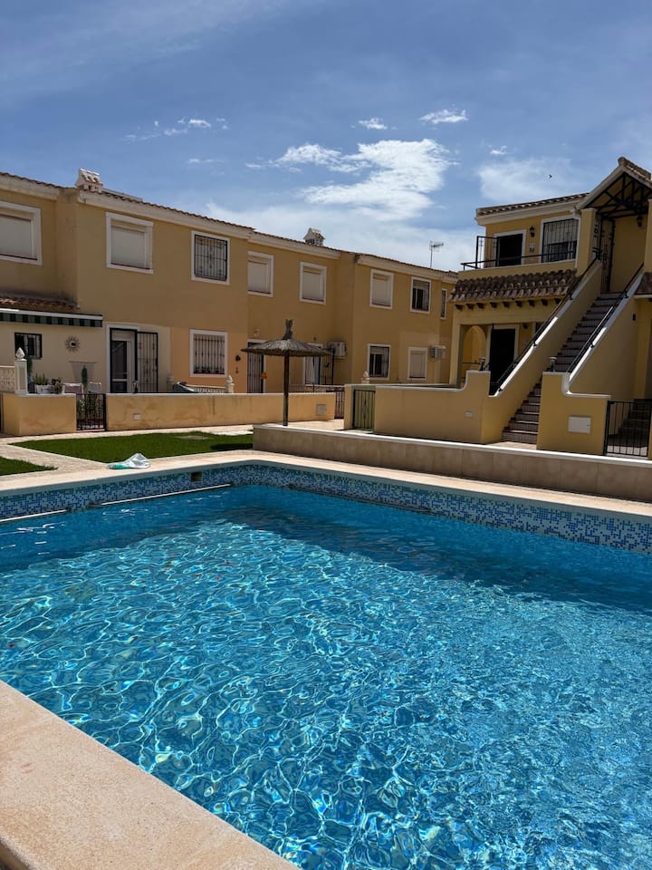 Bungalow à Villamartin  Soleil & Détente - Orihuela