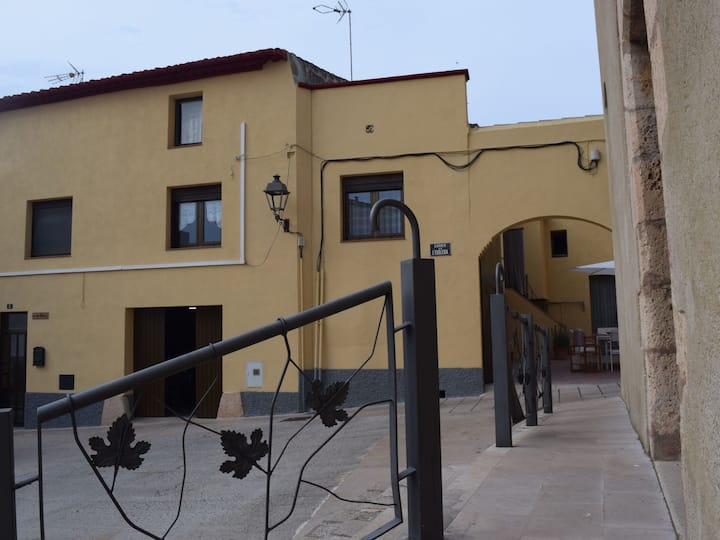 Fachwerkhaus "Casa Entera". By Interhome - Roda de Bará