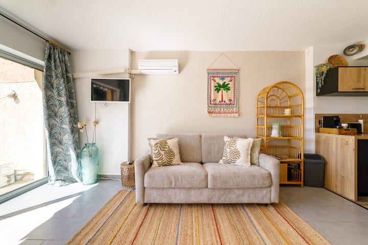 Parenthèse Détente – Piscine Privée & Plage à Pied - Saint-Cyr-sur-Mer