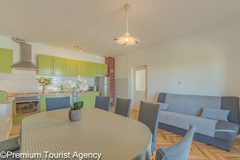 Top Airbnb: Ivan 2 in Poljica Brig