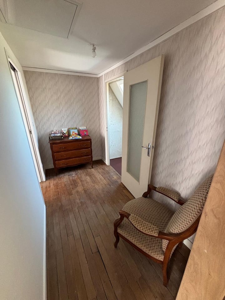 Le 53, Cocon Au Cœur Du Vieux Saint-amand - Saint-Amand-Montrond