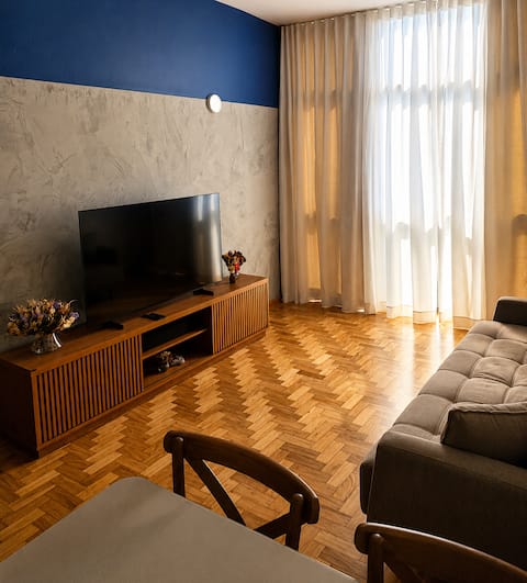 Successful Airbnb property: Cozy space in the heart of Belo Horizonte, in the iconic Edifício JK in Barro Preto