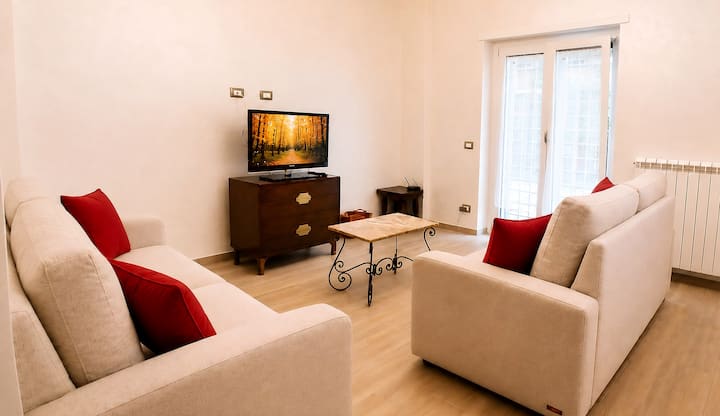 Spacieux Cour Privée, à 5 Min De La Plage - Ladispoli