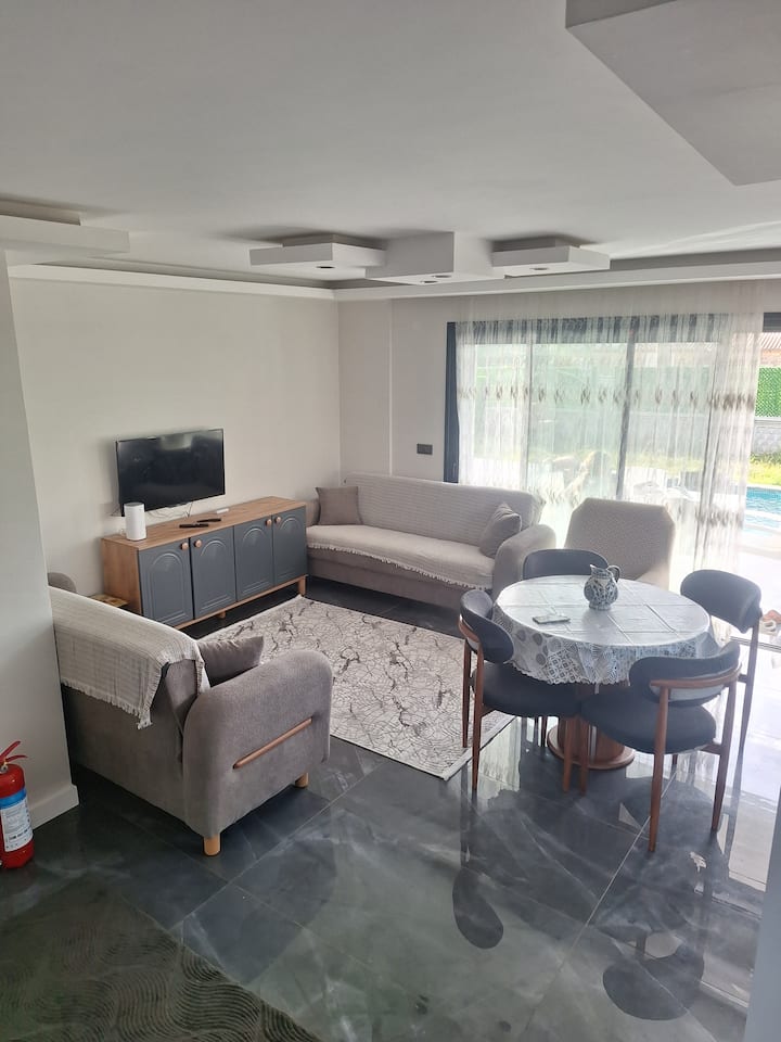 Davutlar Mustakil Havuzlu Villa - Davutlar