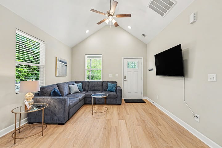 *New* Pet-friendly Fully Fenced New Built Home. - 斯泰茨維爾