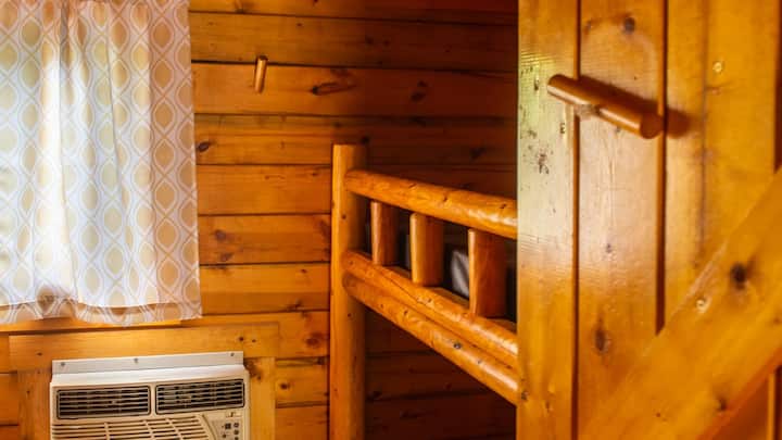 2-room Camping Cabin | Full Bed & Bunks | Sleeps 6 - Gettysburg, PA