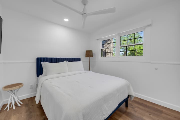 Dormitorio 2: cama tamaño queen