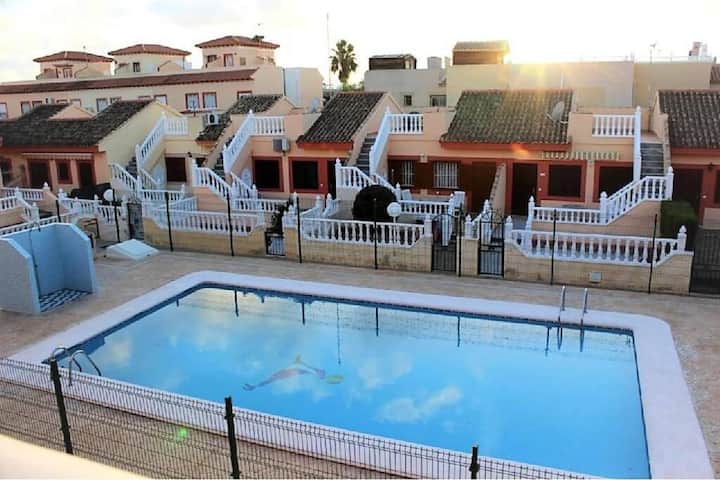 Torrevieja : Appart 1st Floor With Pool View - Quesada