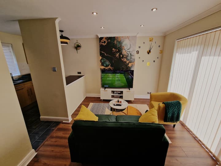 Modern 2-bedroom | Parking | Hunsbury, Northampton - Northampton, UK