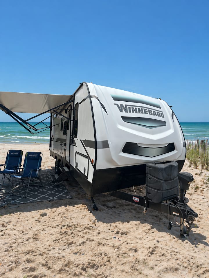 Shore Thang - Winniebago Minnie - Port Aransas, TX