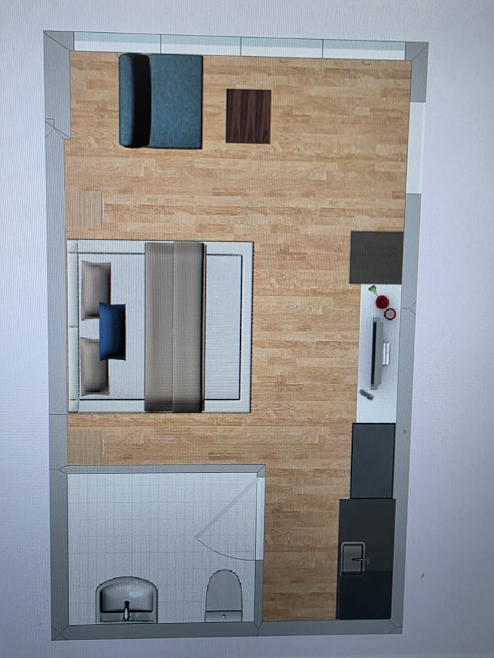 Modern Deluxe Loft | Central, Quiet & Spacious - Peachland