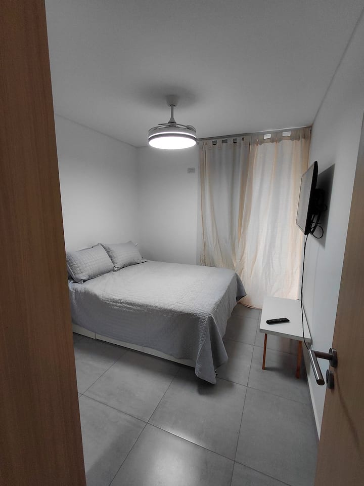 Hermoso Departamento Con Cochera A Metros De Oroño - ロサリオ