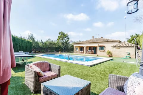 Independent chalet 5 km from the center of sevilla