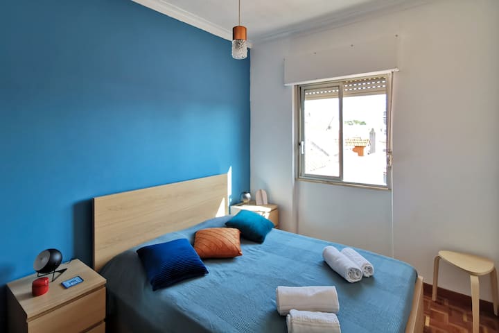 Queensize Bett