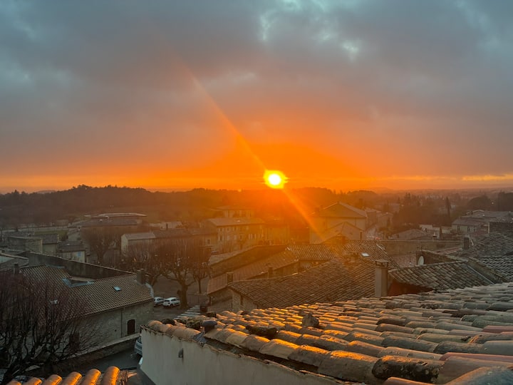 Maison De Charme 
  Sur Les Toits 
Vue Panoramique - Nyons