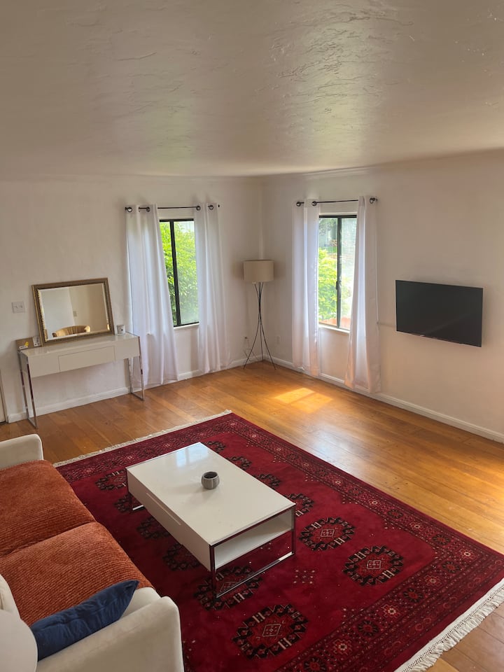 Peaceful 2br Home Close To Shops & Transit - Kensington, CA