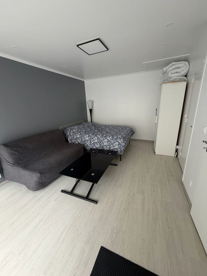 Studio Indépendant - Proche Métro - Bobigny