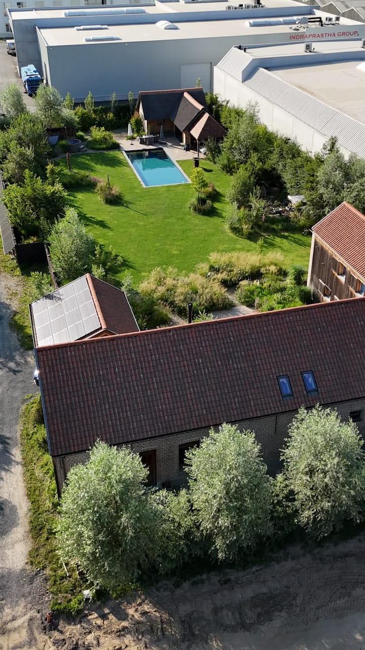 Villa Incl. Taxi & Breakfast Tomorrowland Weekend - Mecheln