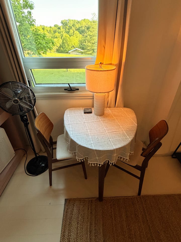 Peaceful Prairie Guesthouse Near All Things Kc! - Independence, MO
