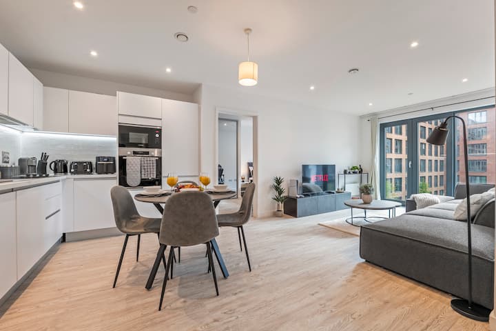 2br City Centre | 20% Off Long Stay | Ps5&netflix - Harborne - Birmingham